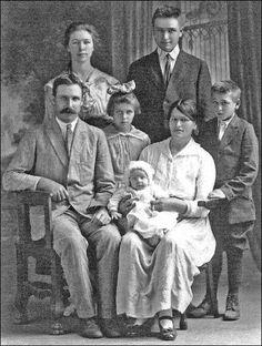 italian-dual-citizenship-1948-rule-1948-case-italian-citizenship-1948-rule-maternal-line-italian-citizenship-maternal-line-italian-citizenship-1948-case-italian-citizenship-through-female-italian-citizeship-jure-sanguinis-boost-italian-citizenship-by-descent-italian-citizenship-processing-time-speed-up-italian-citizenship-by-descent-processing-time-italian-citizenship-assistance-italian-dual-citizenship-lawyer-italian-citizenship-service-italian-citizenship-jure-sanguinis-assistance-boost-italian-citizenship-processing-time